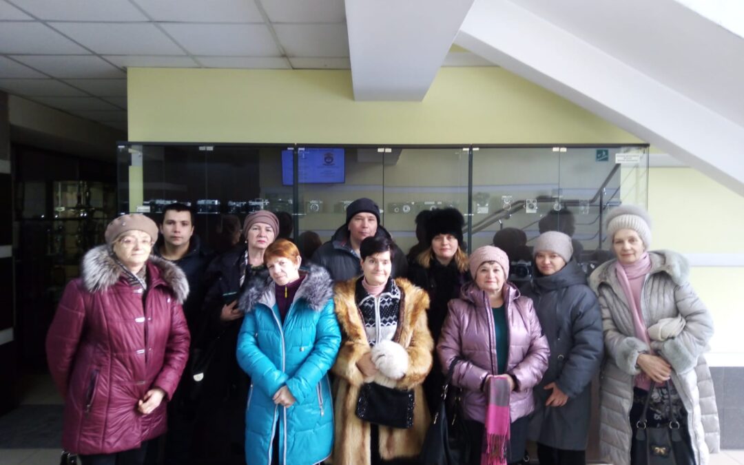 Ребята из Ленинской ячейки Барнаульской местной организации ВОИ посетили музей криминалистики